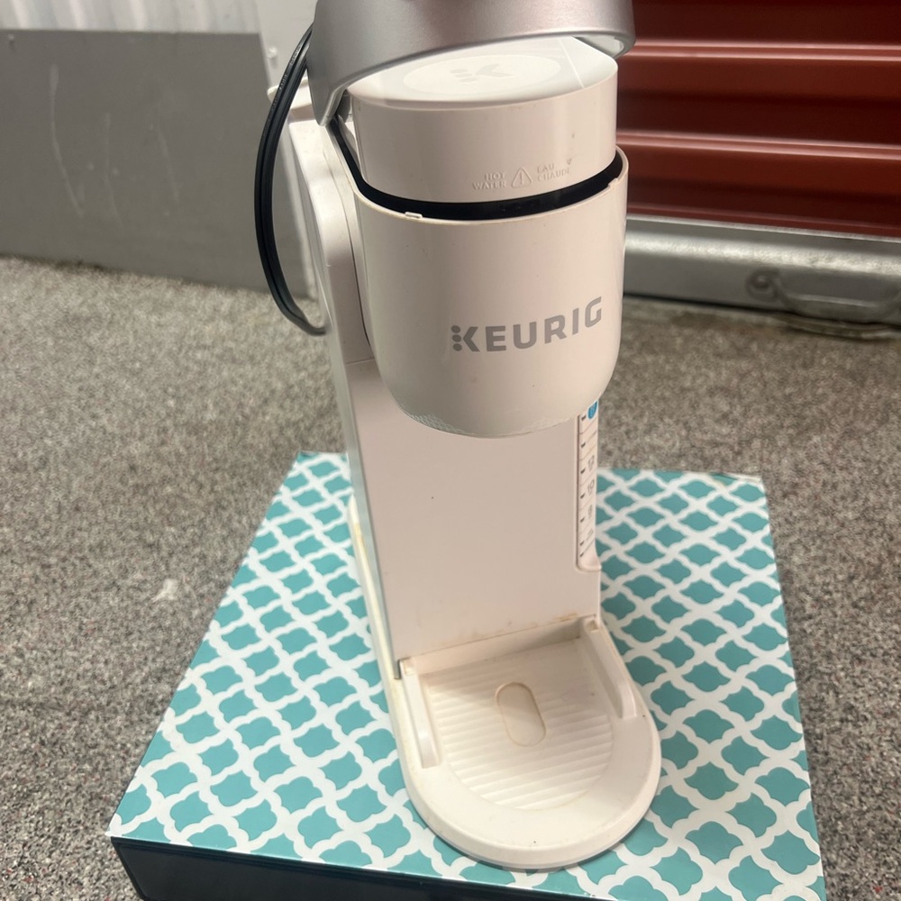 Keurig White and Silver Coffee Maker